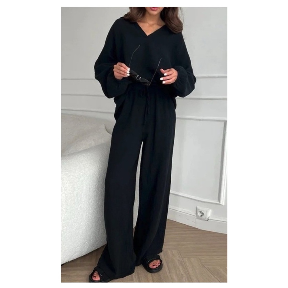 Two piece v neck lounge set